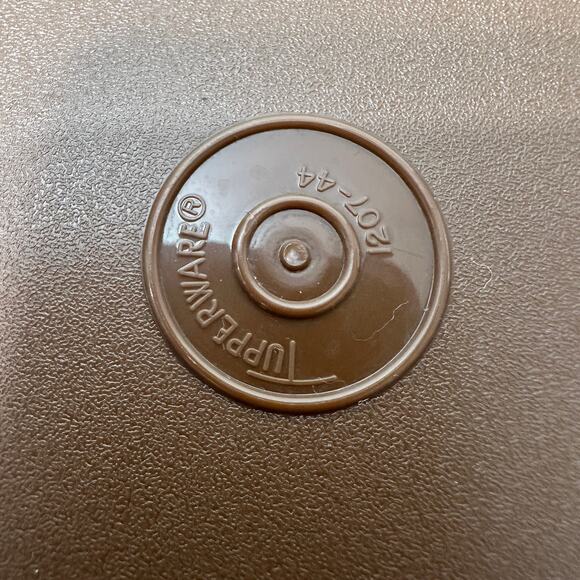 Tupperware 7" Seal N Serve Lid Replacement Orange (1207-14) Brown (1207-44) Vtg - Picture 10 of 13